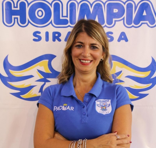 Holimpia Paomar questa sera al "De Simone" al fianco del Siracusa calcio