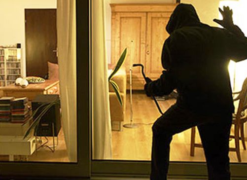 Siracusa, rapina in villetta a Fontane Bianche