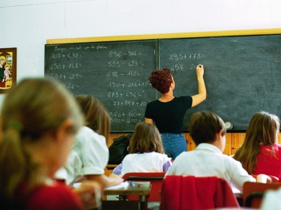 Canicattini Bagni, via a domande per la fornitura dei libri di testo