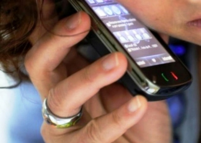 Siracusa, pedina e molesta l'ex compagno nonostante divieto di avvicinamento