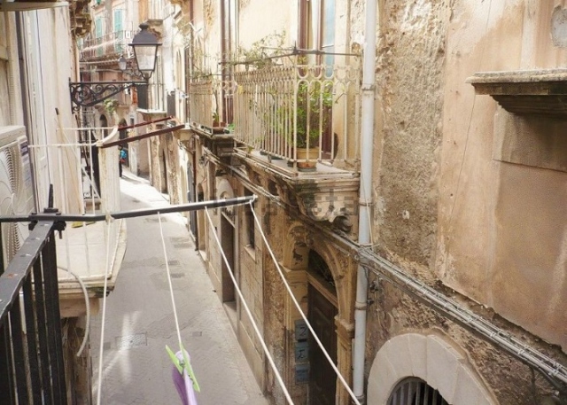 Siracusa, via Dione diventa pedonale