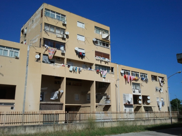 Nel quartiere Zen di Palermo arrestati 2 pusher ventenni