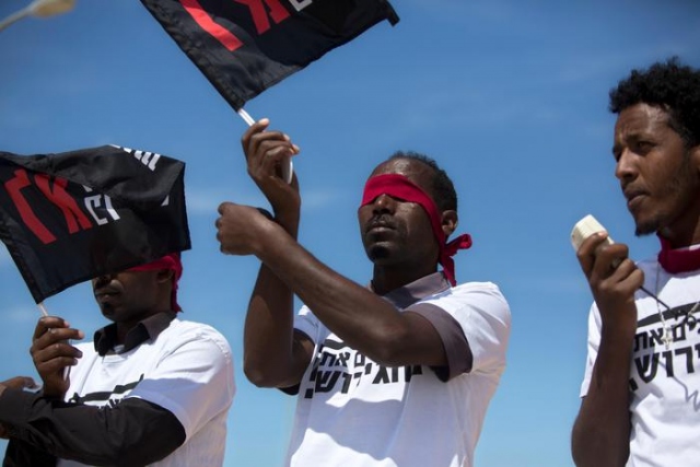 21e879ac2fa2cc5aa8483c38a195b53d