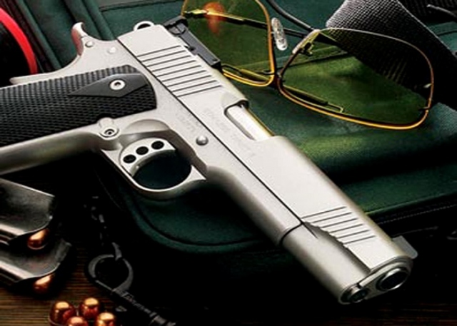 Siracusa, ritiro armi ad uso sportivo in via precauzionale