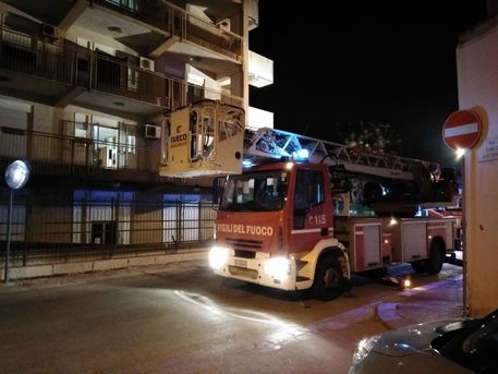 Marsala, incendio in casa di riposo: salvi 20 anziani