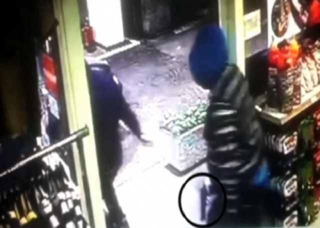 Siracusa, rapina a distributore: 1 arresto e 1 fermo