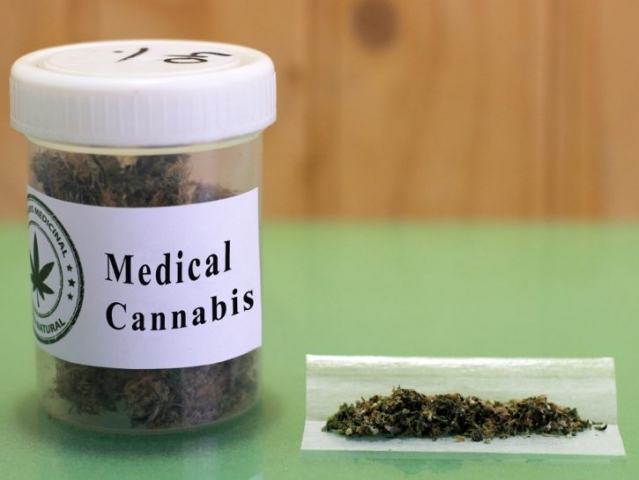 Cannabis-terapeutica-vasetto-health-725x545