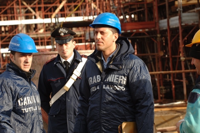 Siracusa e provincia, lavoro nero: sospese 3 aziende, denunciati in 5, 100.000 euro recuperati tra sanzioni ammende e contributi