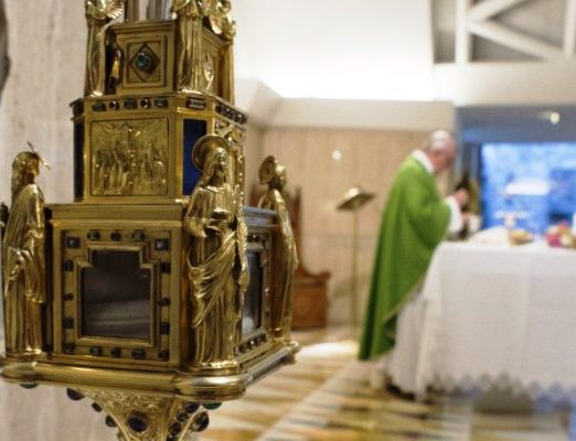 Papa Francesco dedica una Santa Messa alla Madonna di Siracusa