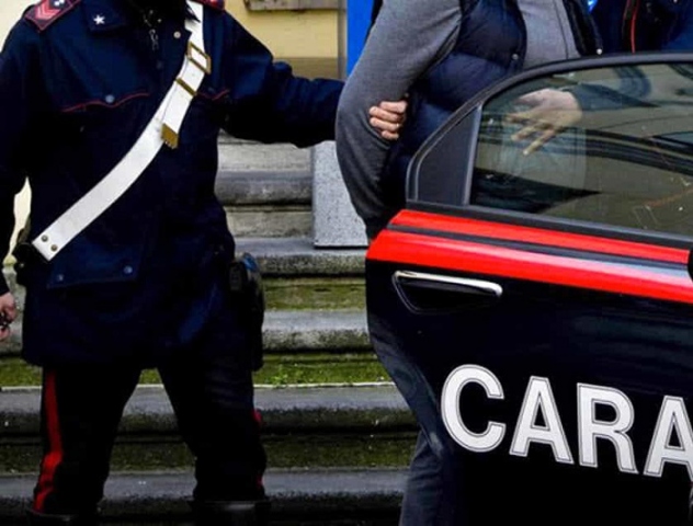 Solarino, 1 anno e 6 mesi per estorsione: arrestato