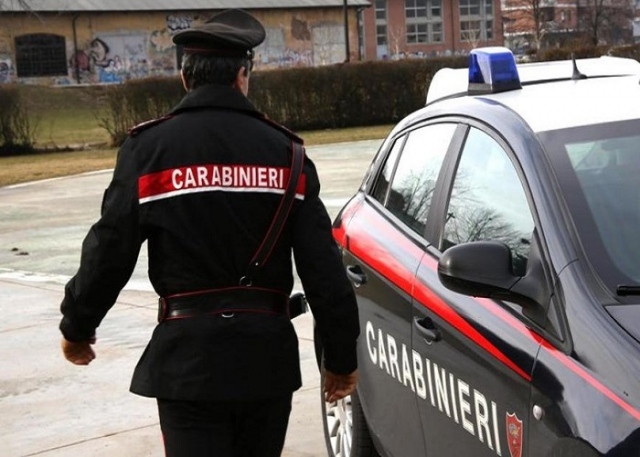 Rosolini, arrestato 54enne per estorsione con violenza privata