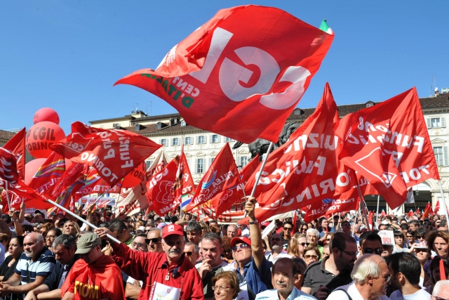I° maggio, corteo a Prato con al centro tema della sicurezza sul lavoro