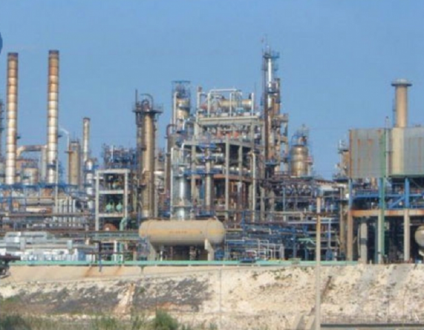 Augusta, vendita Esso: gli acquirenti algerini incontrano i sindacati. Garantiti livelli occupazionali