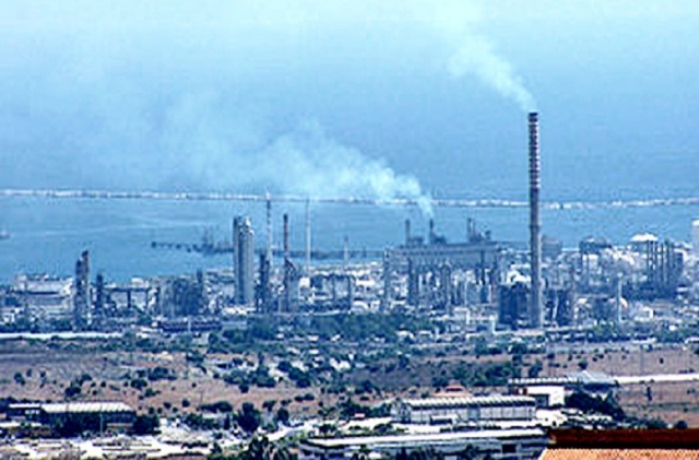 Augusta, illustrato il Piano di emergenza esterna dell'area del Polo Petrolchimico