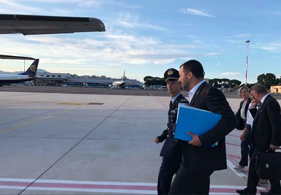 Salvini in missione in Libia: su Twitter selfie e alcune foto