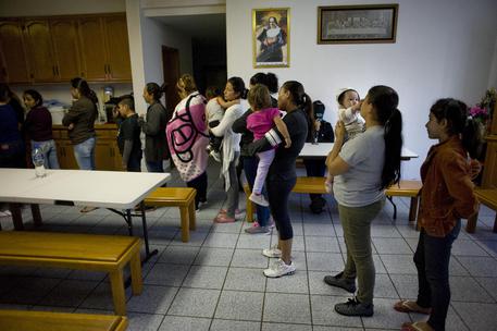 Compagnia messicana offre voli gratis a bambini