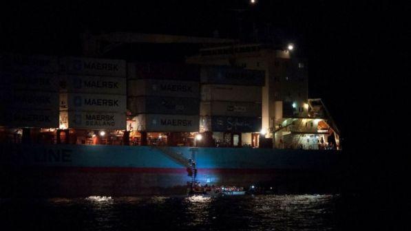 Pozzallo, l'Alexander Maersk attracca in porto