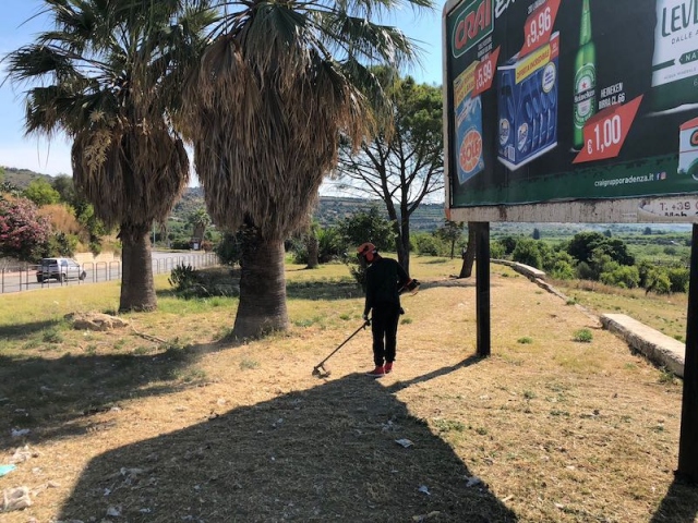 Noto, rastrelli, sacchi dell'immondizia e voglia di fare: via a "Insieme per l'integrazione"