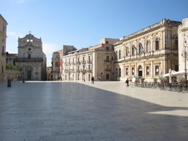 Siracusa, mobbing all'interno della Sovrintendenza: la denuncia dei dipendenti e l'interrogazione all'Ars di Zito