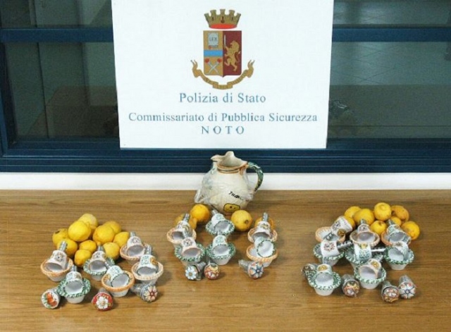 Noto, abusivismo commerciale: sequestro e multa