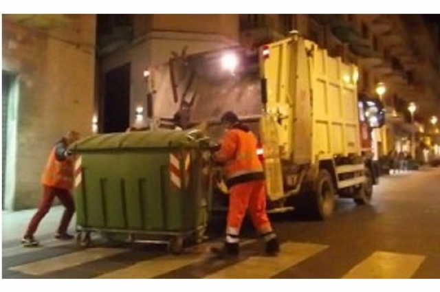 Siracusa, via i cassonetti stradali dalla circoscrizione Acradina