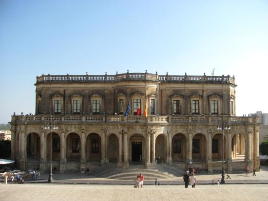 Tassa sui Rifiuti e Tassa di Soggiorno, Noto dice stop all’evasione