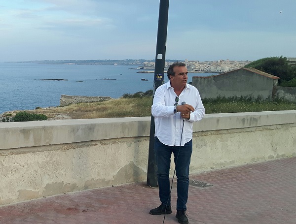 Siracusa, Granata al Monumento ai Caduti: "Sarà inserito nel tour del nascente Parco della Neapolis"