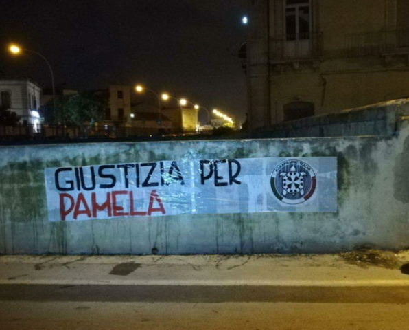 Siracusa, striscione per Pamela Mastropietro di Casa Pound