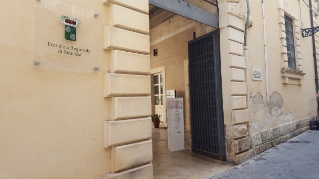 Siracusa, al collasso le imprese che hanno garantito servizi e manutenzioni a ex Provincia: vantano crediti per 700.000 euro