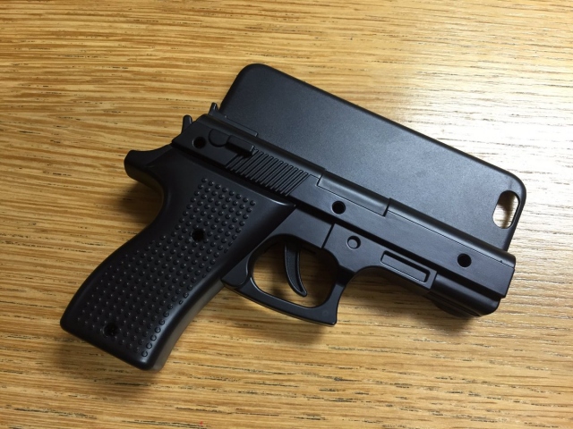 Siracusa, denunciato 22enne per possesso di una pistola giocattolo priva di tappo