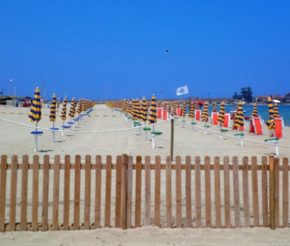 Marina di Priolo Gargallo, musica in spiaggia senza autorizzazioni: sanzionato titolare