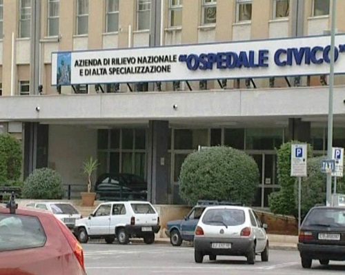 Siracusa, è morto il 52enne che si è dato fuoco all'interno della sua auto