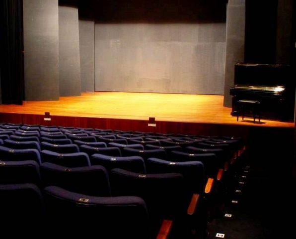 Teatro di Augusta aperto a settembre dopo la protesta, soddisfatto il segretario dei Gd