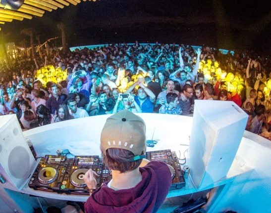 Siracusa, musica ad alto volume in un casale: intervengono i Carabinieri