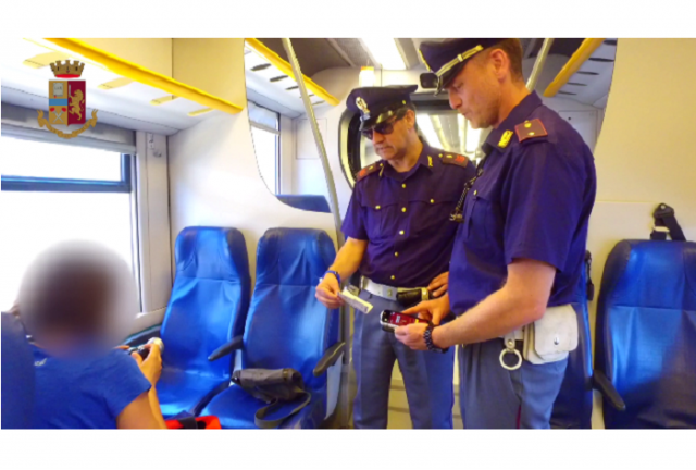 Siracusa, il CAT S60 in dotazione agli agenti della Polfer