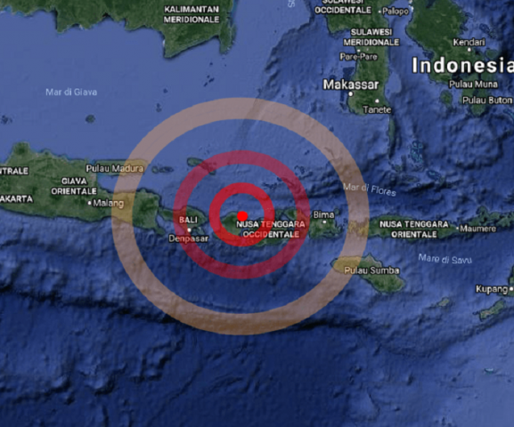 Terremoto in Indonesia, almeno 10 morti e 40 feriti