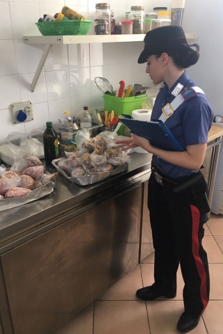 Siracusa, cibo per celiaci: etichetta non conforme con ingredienti, denunciato titolare