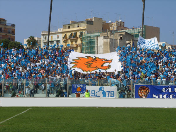 Ultras Siracusa, donne indietro in Curva Anna: posto agli uomini