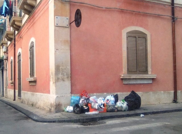 Siracusa, il Comune si affida alla Ecomac Smaltimenti per incrementare la raccolta differenziata