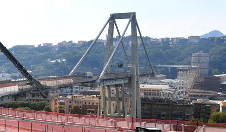 Genova, Autostrade presenta opzione per demolire e ricostruire il ponte