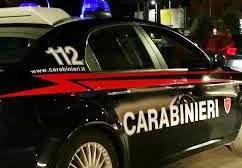 Melilli, atti persecutori nei confronti della famiglia e dei vicini di casa: ricovero per una donna