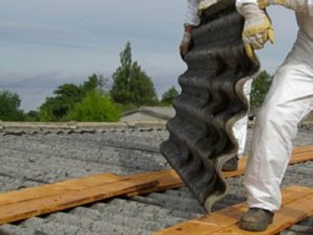 Nel Siracusano, smaltimento amianto: sanzioni per 10.000 euro a 4 imprese