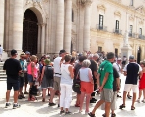 turisti in Ortigia