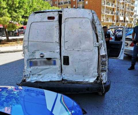 Siracusa, furto di tubi in rame e di un ciclomotore: 3 denunce per ricettazione