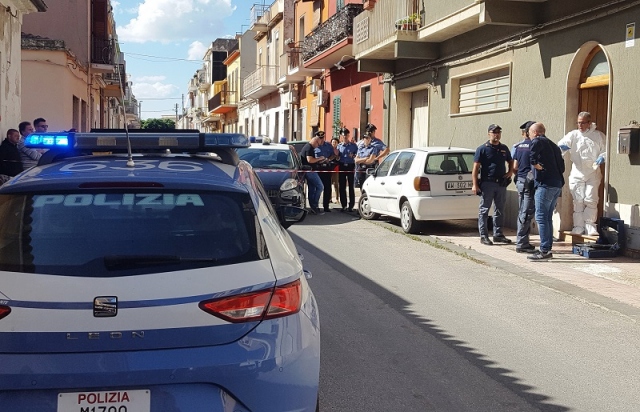 Avola, omicidio questa mattina in via Savonarola: la vittima è una donna