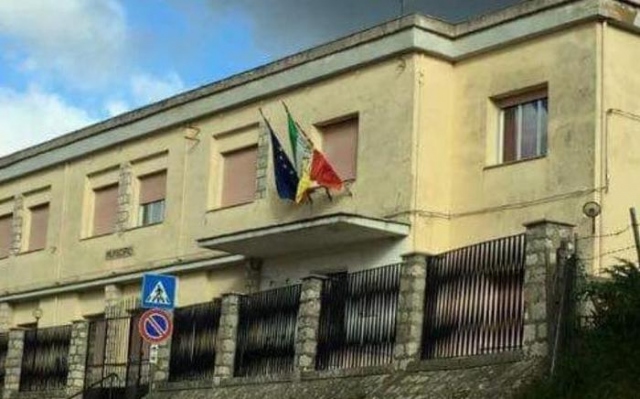 70b973e4fcacf863d560b92398344ca9