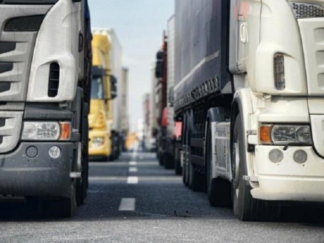 Siracusa, illegalità diffusa nell'autotrasporto: la denuncia della Filt Cgil