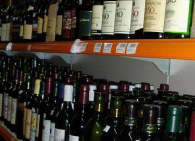Siracusa, furto di bottiglie di vino da un ristorante: un arresto