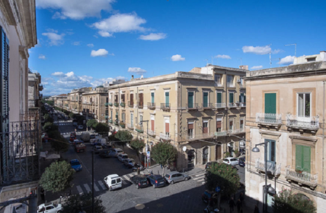 Siracusa, via libera a corsia preferenziale per Ortigia a possessori di pass Ztl
