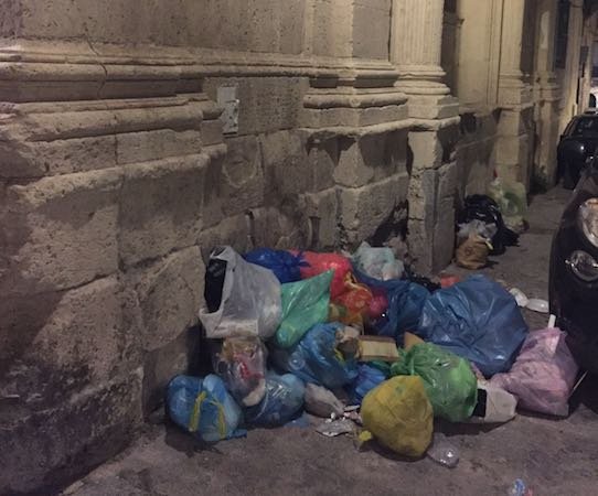 Siracusa, rifiuti abbandonati: Gradenigo "attivare il controllo del vicinato"